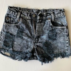 Levi’s high waisted shorts size 24/25